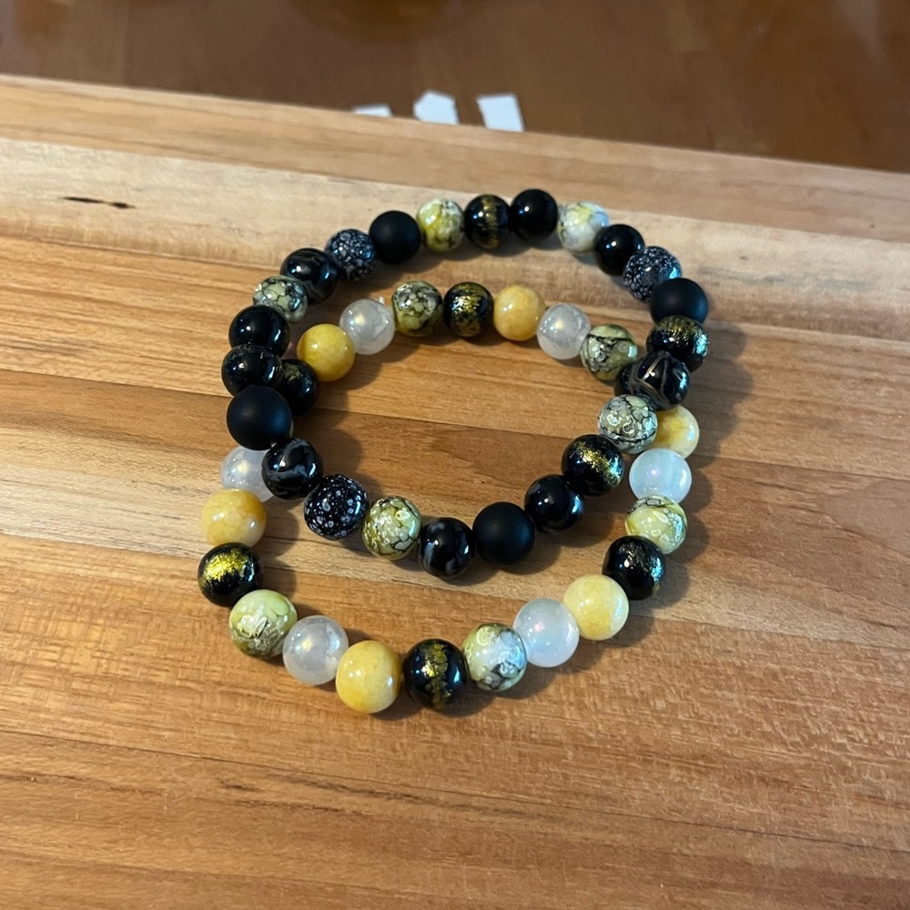 Black & Yellow bracelet stack ✨🖤 - Picture 2 of 3
